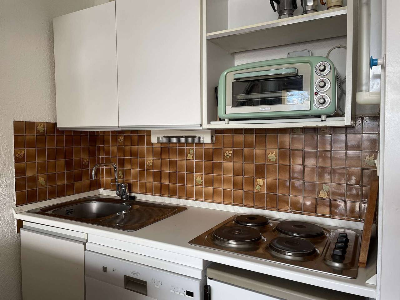 Appartement entier, Studio Montgenèvre, 4 pers, Rdc avec parking et balcon exposé ouest in Montgenèvre, Région de Briançon