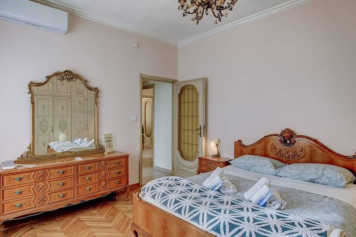Appartamento intero, Bramante House - Intero Trilocale vicino alla Metro con Wi-Fi in Torino, Provincia di Torino