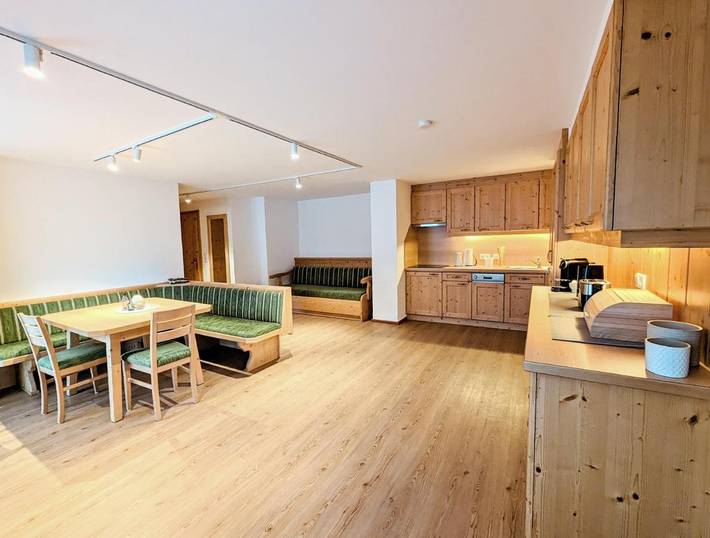 Ferienwohnung für 2 Personen, mit Terrasse und Garten sowie Ausblick in Maria Luggau