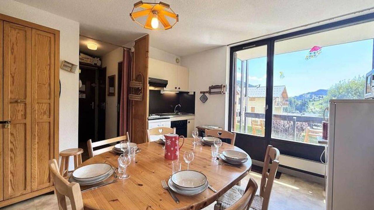 Ganze Ferienwohnung, Ferienwohnung für 6 Personen (35 m²) in Flumet in Flumet, Albertville und Umgebung