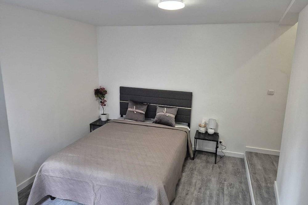 Urban House Melun - Patio Privé & 1 min Rer Melun-24mn Paris Centre in Melun, Seine-et-Marne