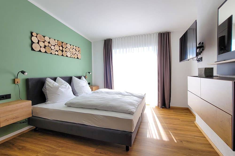 Ganze Wohnung, Modern eingerichtetes Appartement 2 (23 qm) direkt am Donauradweg in Bad Abbach, Ostbayern