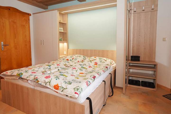 Ferienwohnung für 5 Personen, mit Sauna und Garten sowie Pool und Terrasse in Hauzenberg - 2