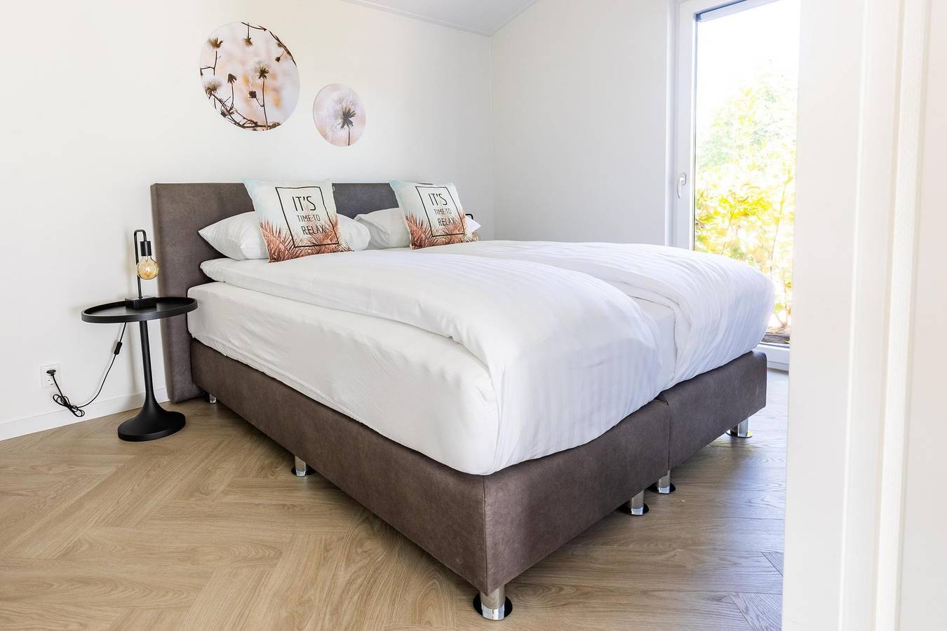Vakantiepark Molenvelden — Villa Waterzicht Luxury with Hot Tub | 4 people in Veldhoven, North Brabant