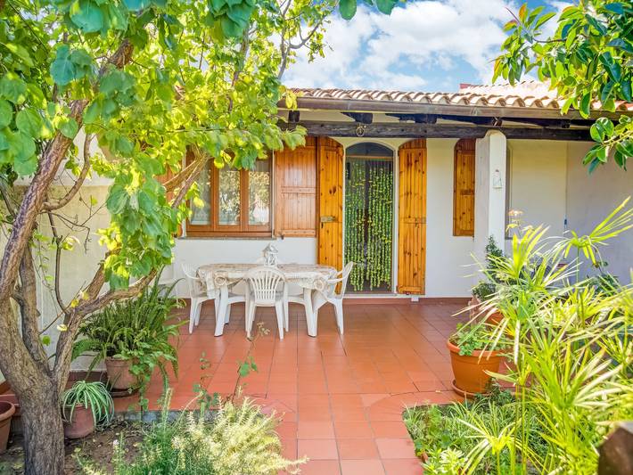 Villa per 5 persone, con Terrazza e Giardino a Valledoria