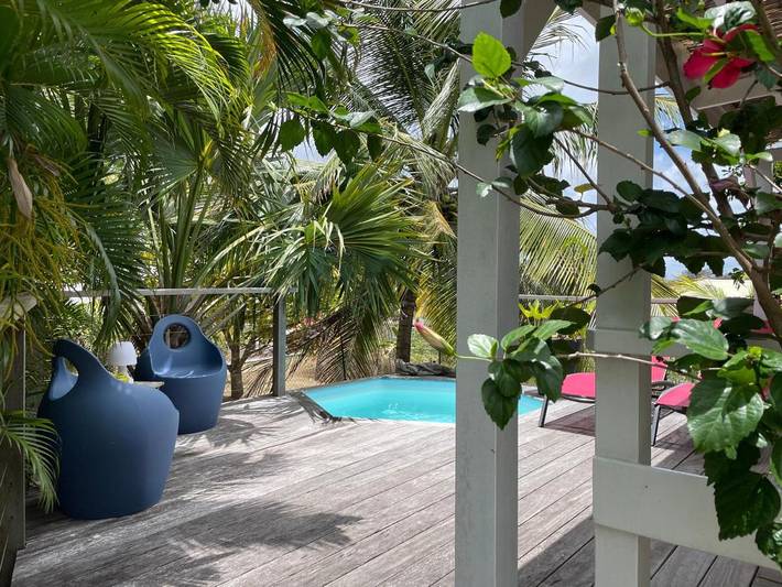 Location de vacances pour 4 personnes, avec piscine et terrasse à Rivière-Salée - 2