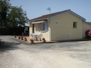 Gîte pour 3 personnes, avec terrasse, animaux acceptés dans le Gers