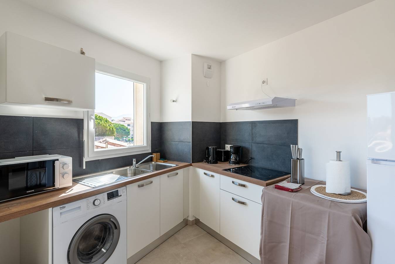 Apartamento entero, Mari - Appt tout confort 150m de la plage in Calvi, Region de Calvi