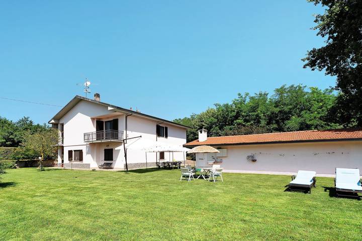 Ferienhaus für 6 Personen, mit Garten in Lago Maggiore (Lombardei)