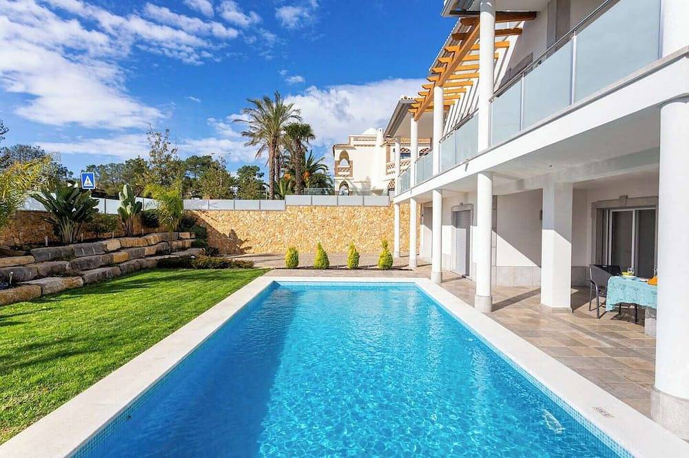 Casa vacanza a Portimao a partire da 920€ a notte