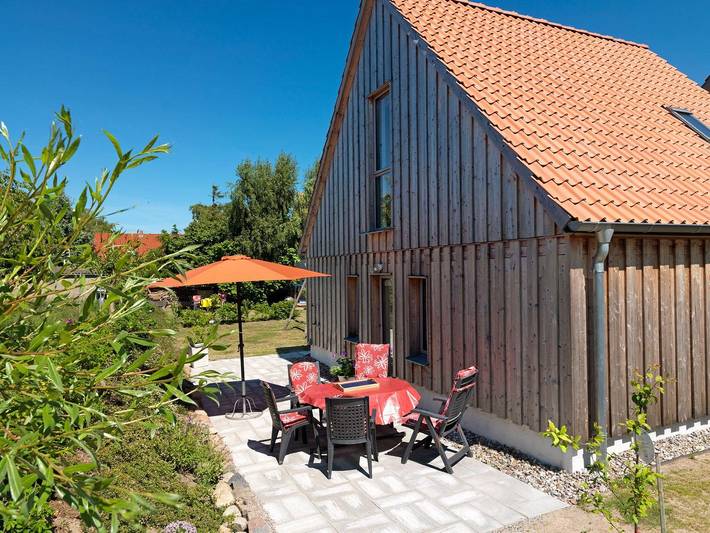 Ferienhaus für 5 Personen, mit Terrasse und Garten in Oertzenhof