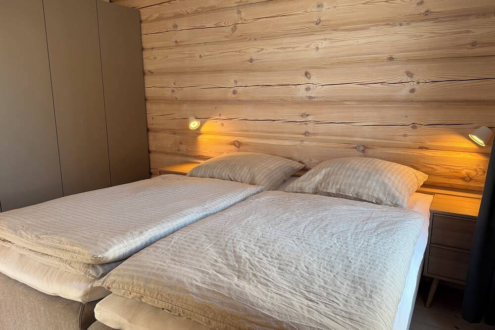 Nordlys Aurora Lodge - Premium fjord views, northern lights & e-charging near Tromsø in Tromsø