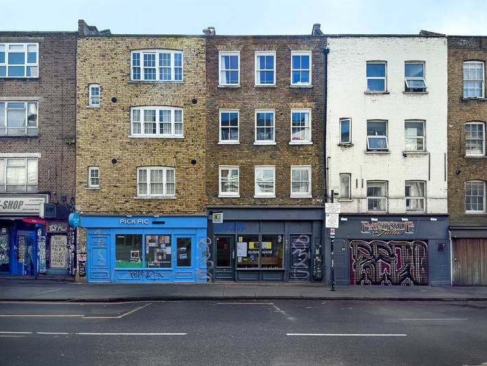 Apartment for 4 people, with Balcony and Terrace in Bethnal Green