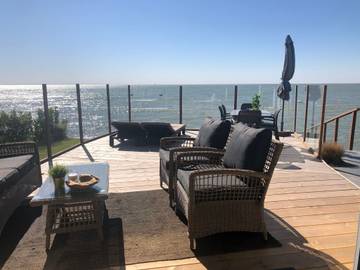 Ferienhaus für 4 Personen, mit Terrasse in Stede Broec