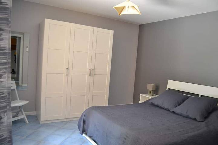 Villa de charme 140 m² – Piscine carrelée – 2500 m² de terrain – Intimité totale in Lorgues, Région de Draguignan