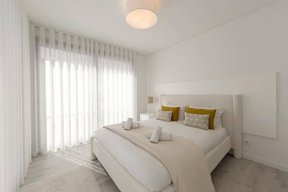 Villa Diana - Private Pool Oasis in São Martinho do Porto, Leiria District