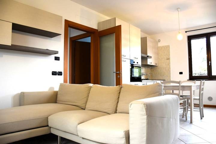 Ferienwohnung für 6 Personen, mit Garten in Garda