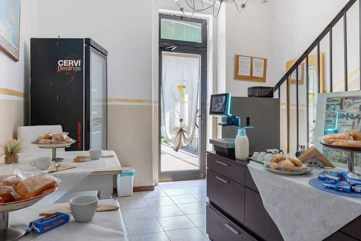 Appartamento intero, Camera 'Basic Locanda 7 Camini' con Wi-Fi e aria condizionata in Verona, Provincia di Verona