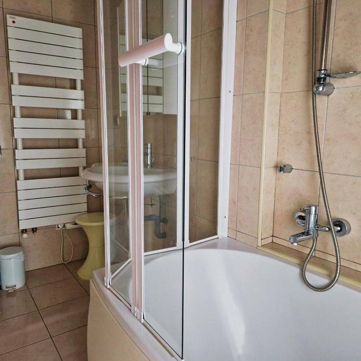 Location de vacances pour 2 personnes, avec jardin et terrasse à Saint-Amans-des-Cots - 2