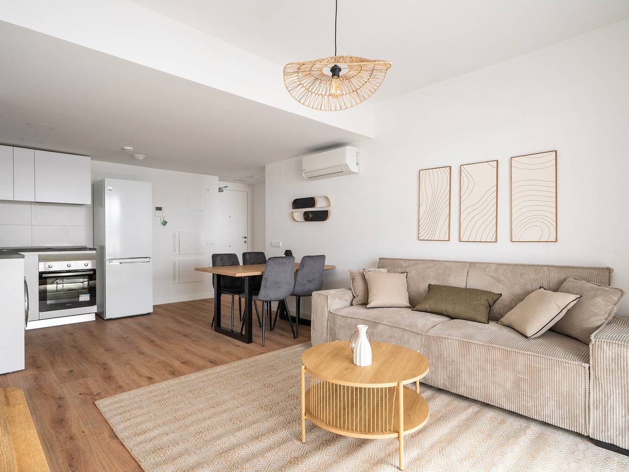 Ganze Wohnung, Moderne Wohnung mit Pool und Parkplatz in San Sebastián de los Reyes, Madrid Province