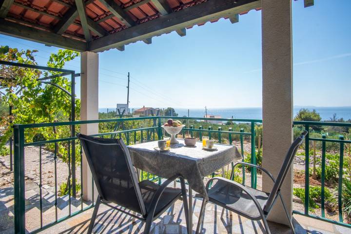Feriehus for 7 personer, med Balkong / Terrasse i Primosten