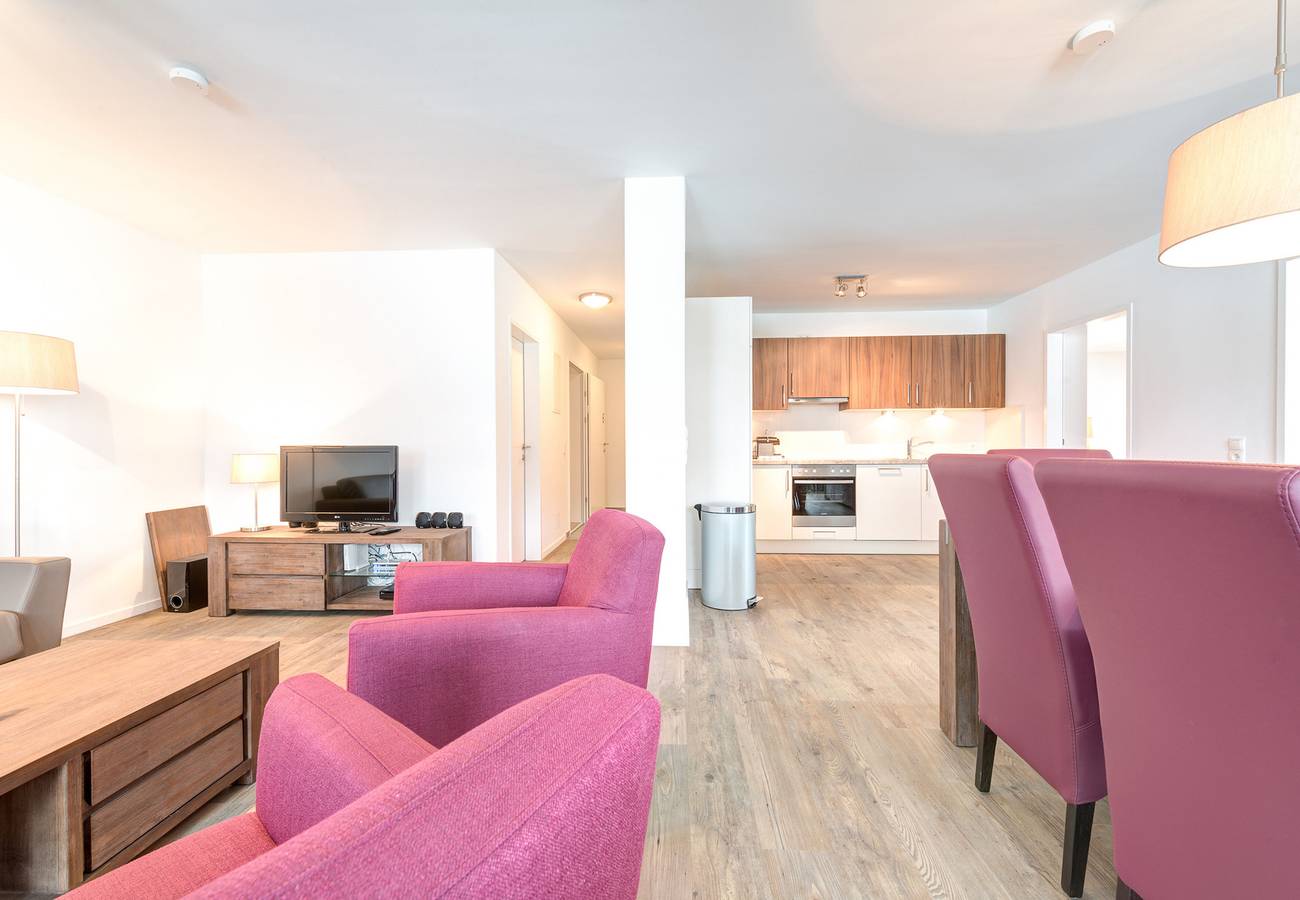 Ganze Wohnung, Ferienwohnung für 8 Personen mit Balkon in Rätikon Gebirgsgruppe, Tschagguns