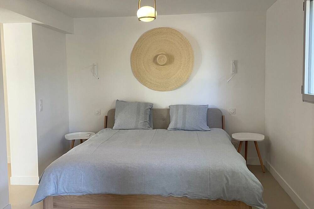 Provence modern house (air conditioning), swimming pool with panoramic view in Goult, Regionaler Naturpark Luberon
