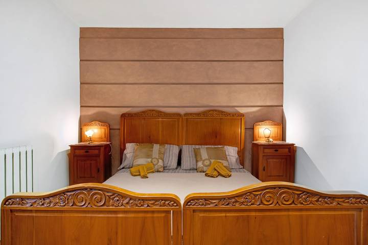 Entire apartment, Apartment 'Buthier' with Mountain View, Balcony and Wi-Fi in Aosta, Wallisian Alps