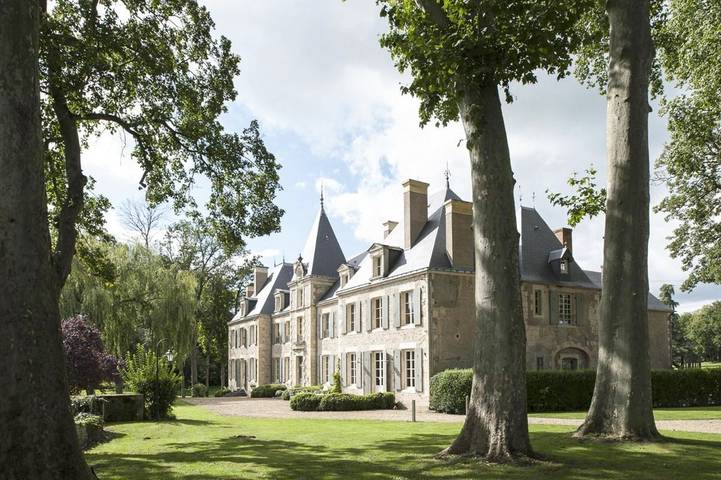 Chambre d’hôte pour 2 personnes, avec Terrasse et Jardin ainsi que Piscine et Vue