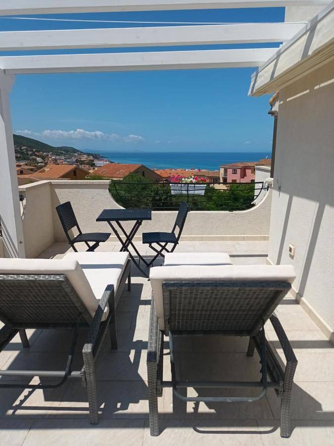 Location de vacances pour 2 personnes, avec vue et terrasse à Castelsardo - 4