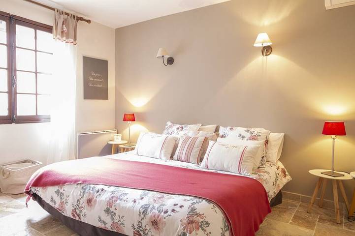 Location de vacances pour 10 personnes, avec jardin et terrasse à Correns - 2