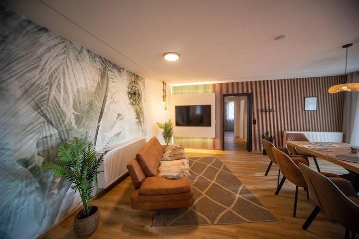 Ferienwohnung für 8 Personen, mit Terrasse und Garten in Schlier