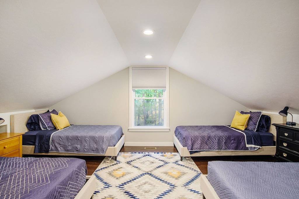 Modern & Spacious Holland home with a hot tub, pool table, fire pit and more! in Macatawa, Allegan County