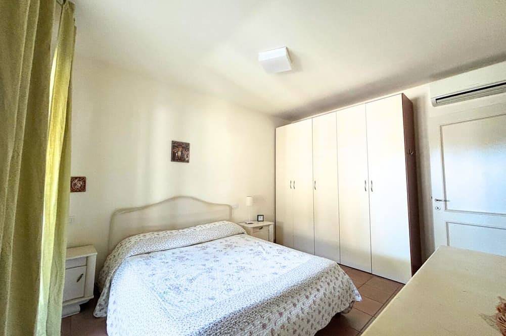 Apartamento entero, Cervia, three-room apartment with patio, terrace, and attic in Cervia, Provincia de Ravenna