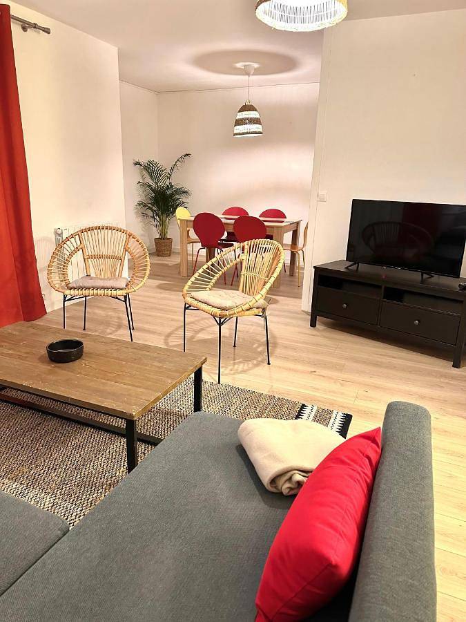 Gîte pour 6 personnes, avec balcon à Saint-Sébastien-sur-Loire - 2