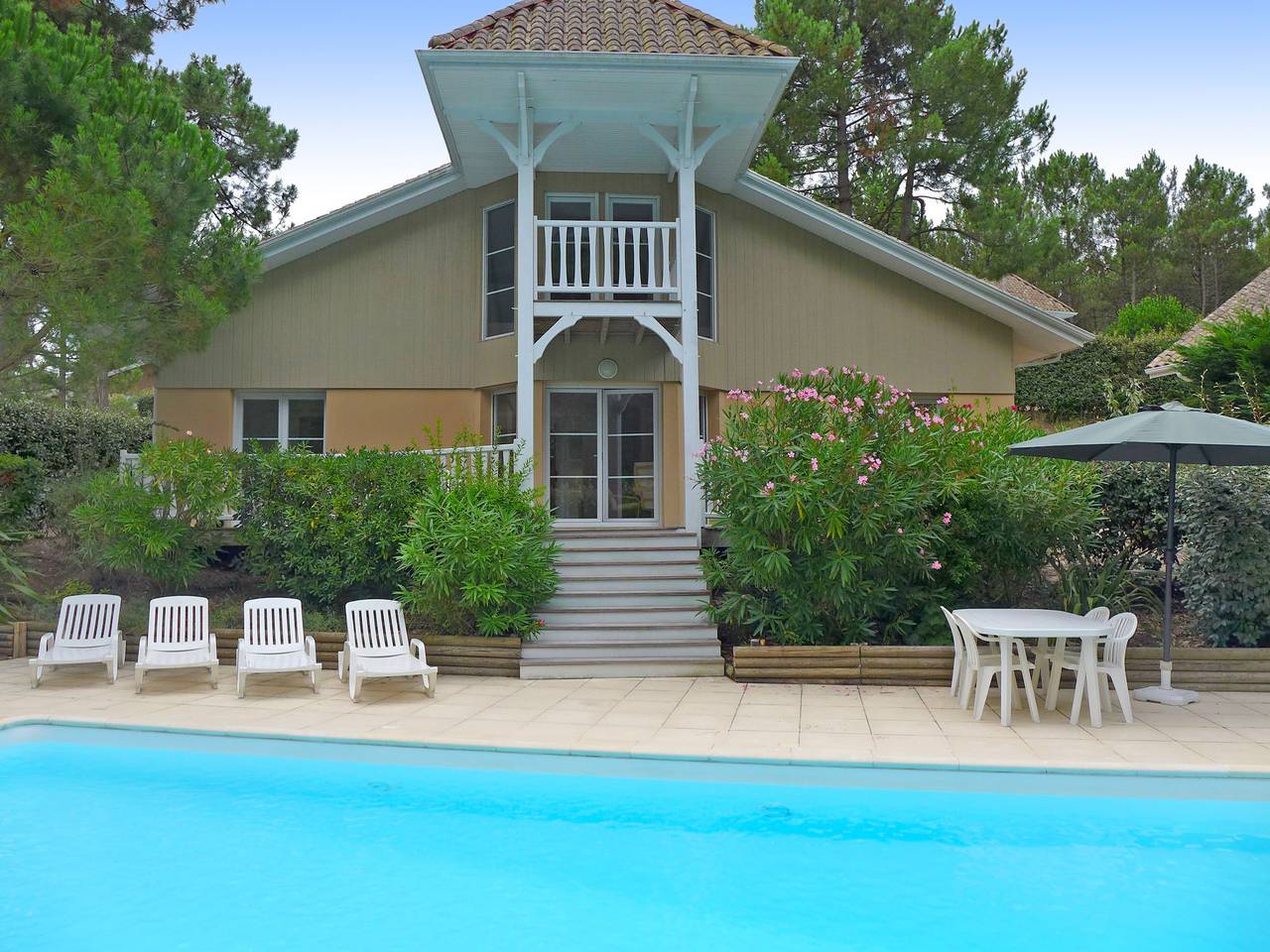 Eden Club in Lac de Lacanau, Lacanau