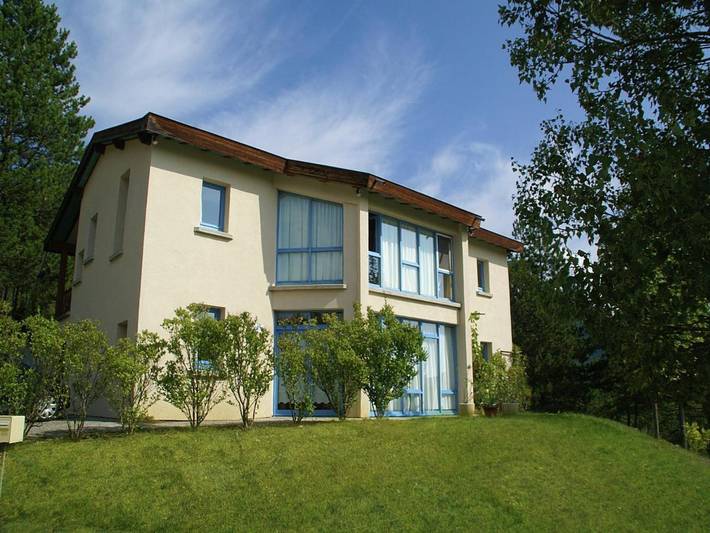 Maison de vacances pour 10 personnes, avec Terrasse ainsi que Jardin et Piscine