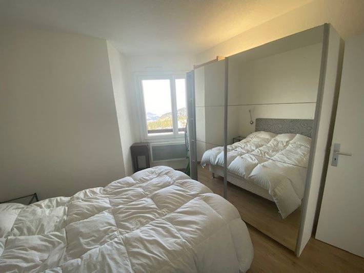 Appartement entier, Arette: Appartement 6 pers, accès pistes, parking, balcon in La Pierre Saint-Martin, Arette