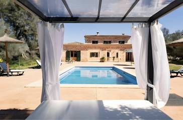 Son Matet in Sencelles, Majorca Center