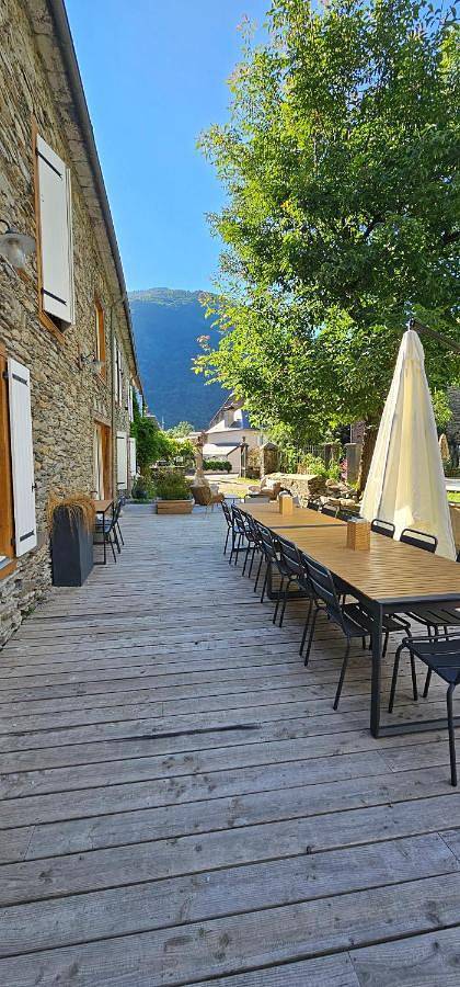 Gîte pour 4 personnes, avec sauna et piscine ainsi que jardin et vue à Antignac - 3