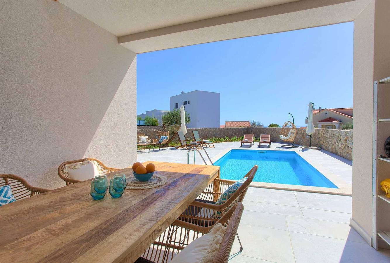 Apartamento entero, Apartamento Sea La Vie con piscina in Krk Ciudad, Krk (isla)