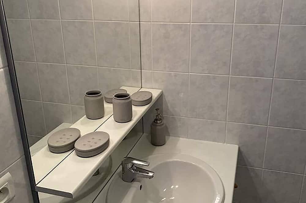Appartement entier, Appart 4P résidence vacances, piscine et parking in Carnoux-en-Provence, Côte méditerranéenne (France)