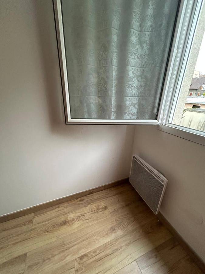 Appartement entier, Two-Bedroom Apartment in Ambilly, Région de Saint-Julien-en-Genevois