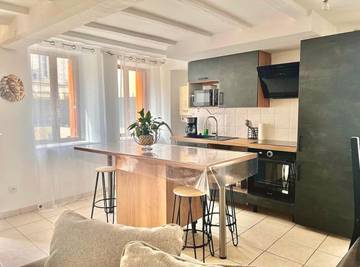 Cottage pour 4 personnes, avec vue et terrasse à Ruelle-sur-Touvre