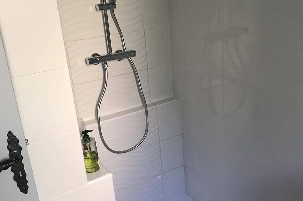 Apartamento entero, Los erizos de los carros. in Digne-les-Bains, Alpes de Alta Provenza