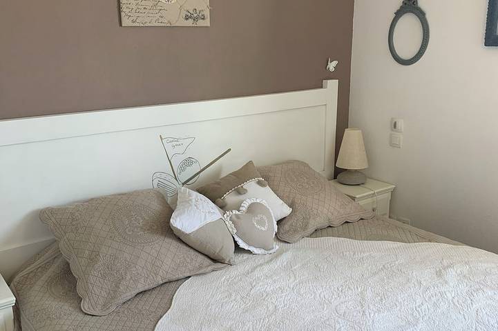 Gîte pour 4 personnes, avec piscine et sauna, animaux acceptés dans Base de loisirs d'Aiguelèze - 2