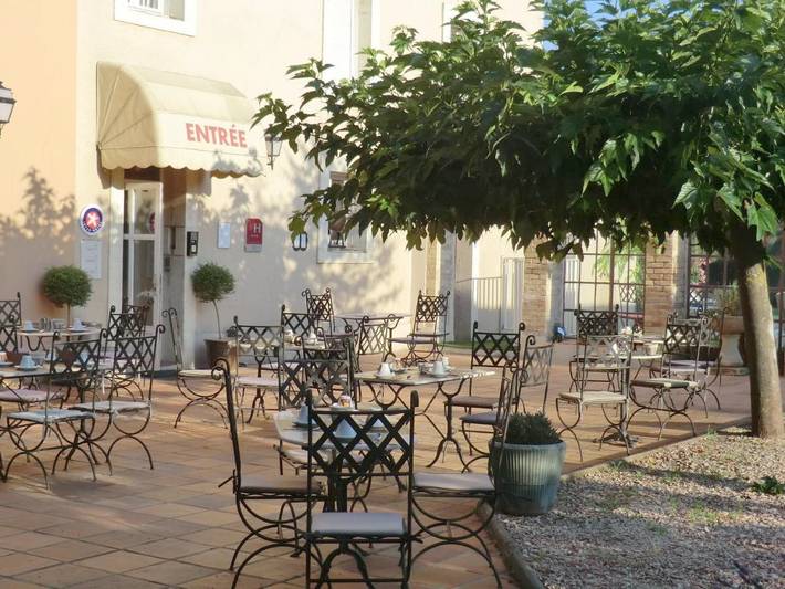 Hôtel pour 3 personnes, avec piscine et jardin ainsi que bassin pour enfant et vue, animaux acceptés à Entraigues-sur-la-Sorgue - 4