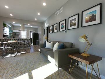 Vacation House for 12 Guests in Wichita, Kansas, Picture 3