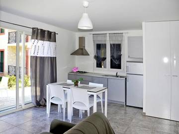 Bungalow pour 4 Personnes dans Santa-Lucia-di-Moriani, Haute-Corse, Photo 3
