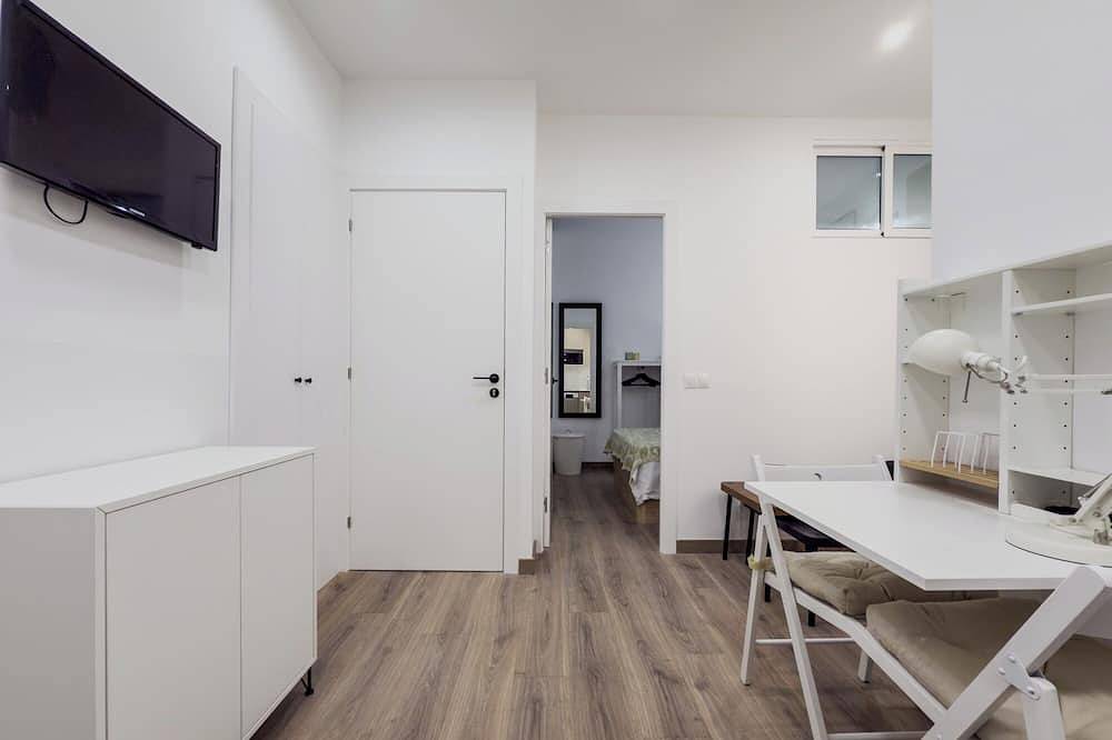 Ganze Wohnung, Apartment 1 in Ronda Sant Pau in Barcelona Zentrum, Barcelona